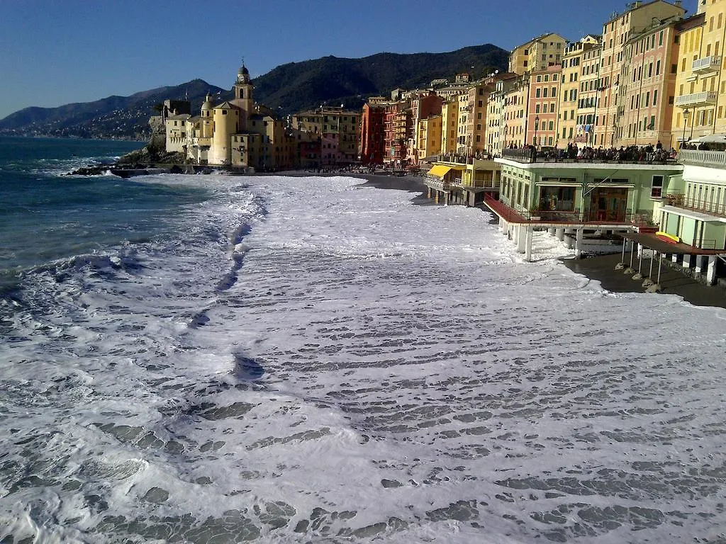 Guest house Al Piccolo Scoglio - Room & Breakfast Camogli Italy