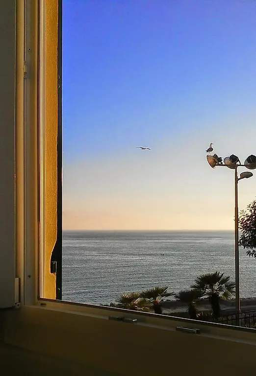 Al Piccolo Scoglio - Room & Breakfast 카모글리 0*,  이탈리아